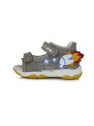 Ddstep kisfiú szandál - Világítós - 20-25